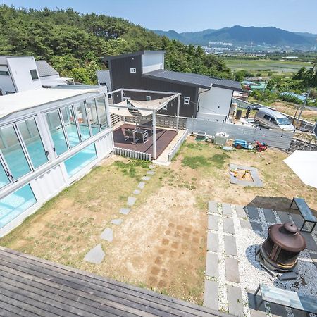 Kyoengju Jng Poolvilla Gyeongju Exterior photo